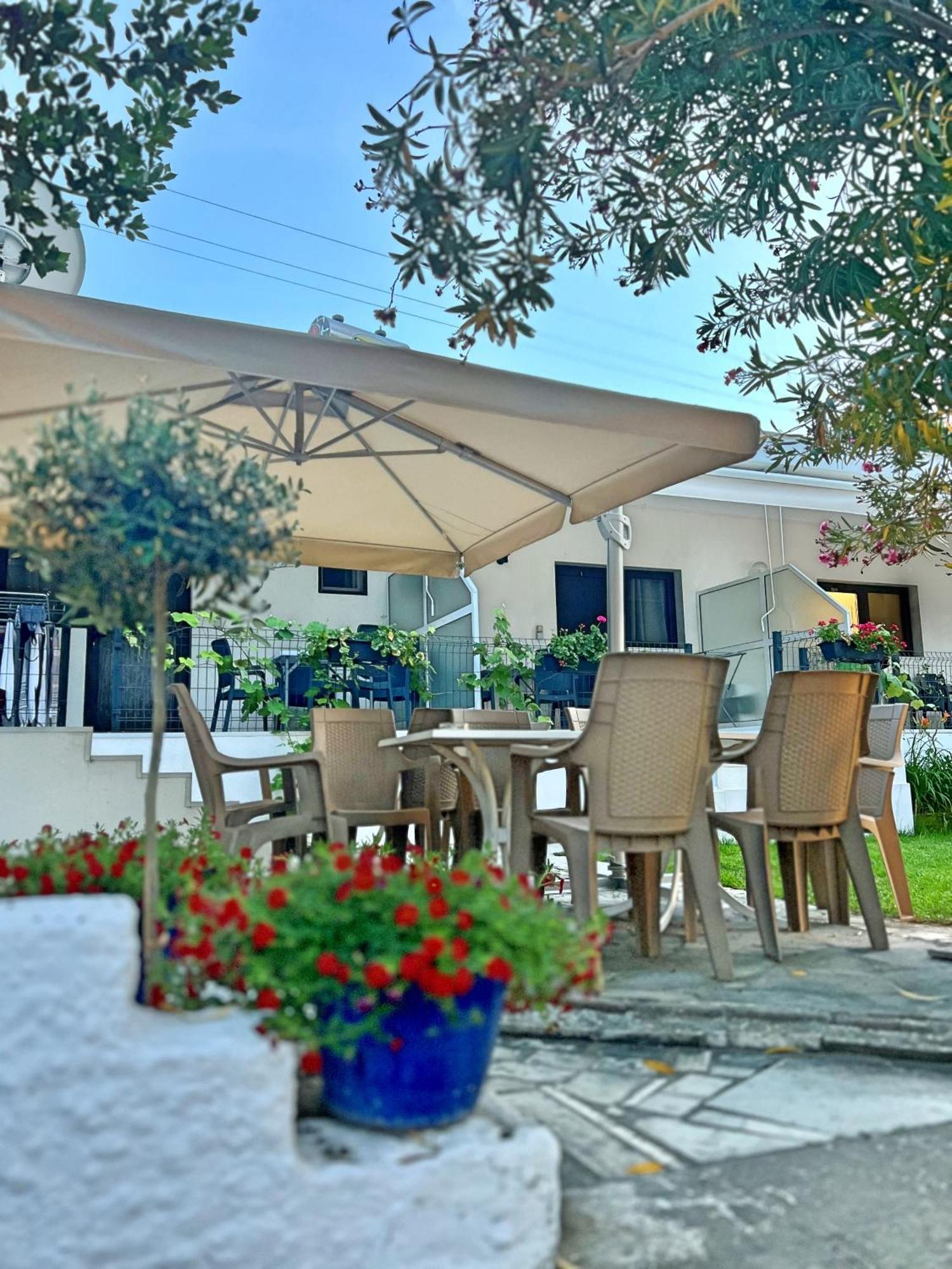 Guest House Julia Stavros  Exterior photo